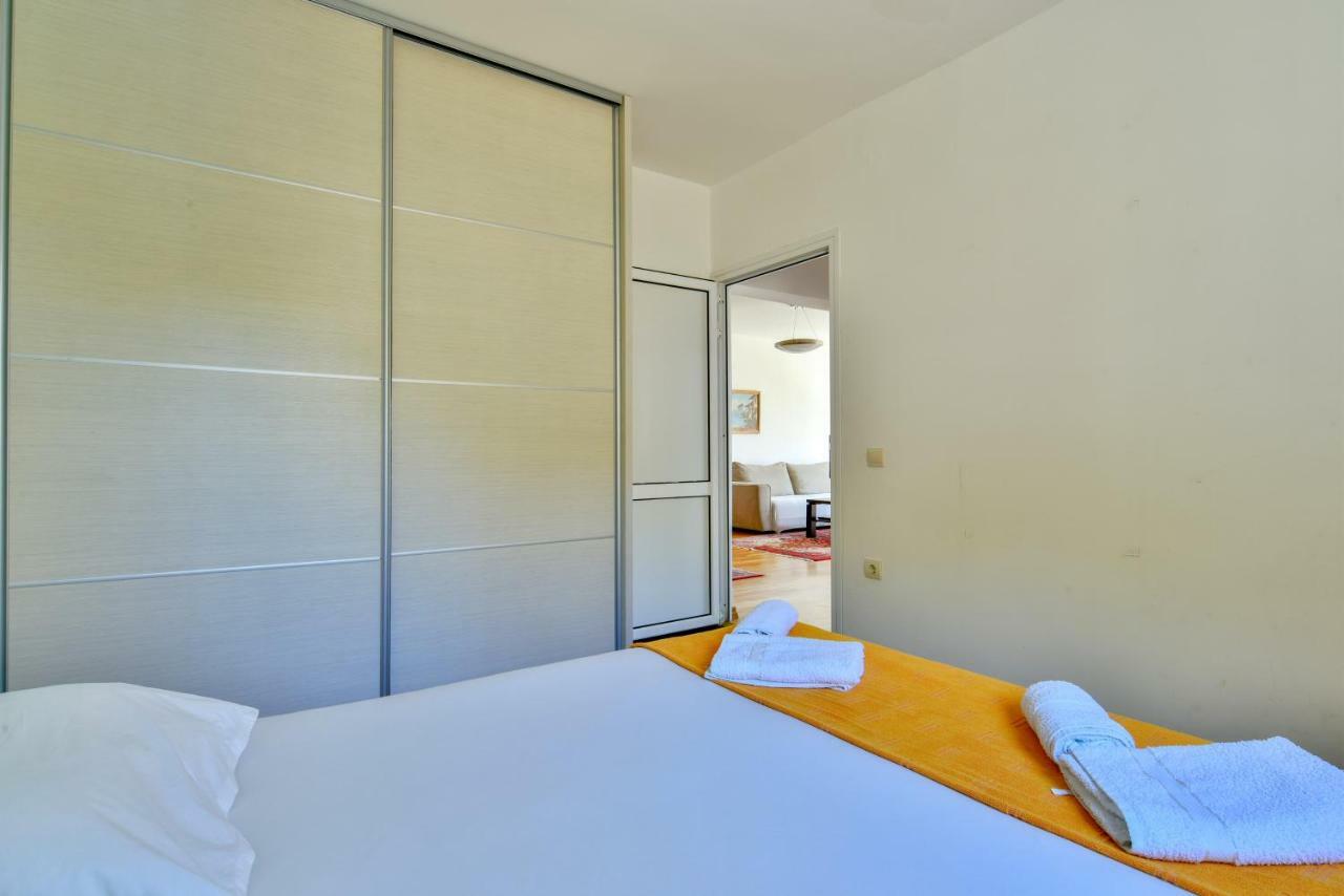 Lux Apartman Sofia Sveti Stefan Exterior photo